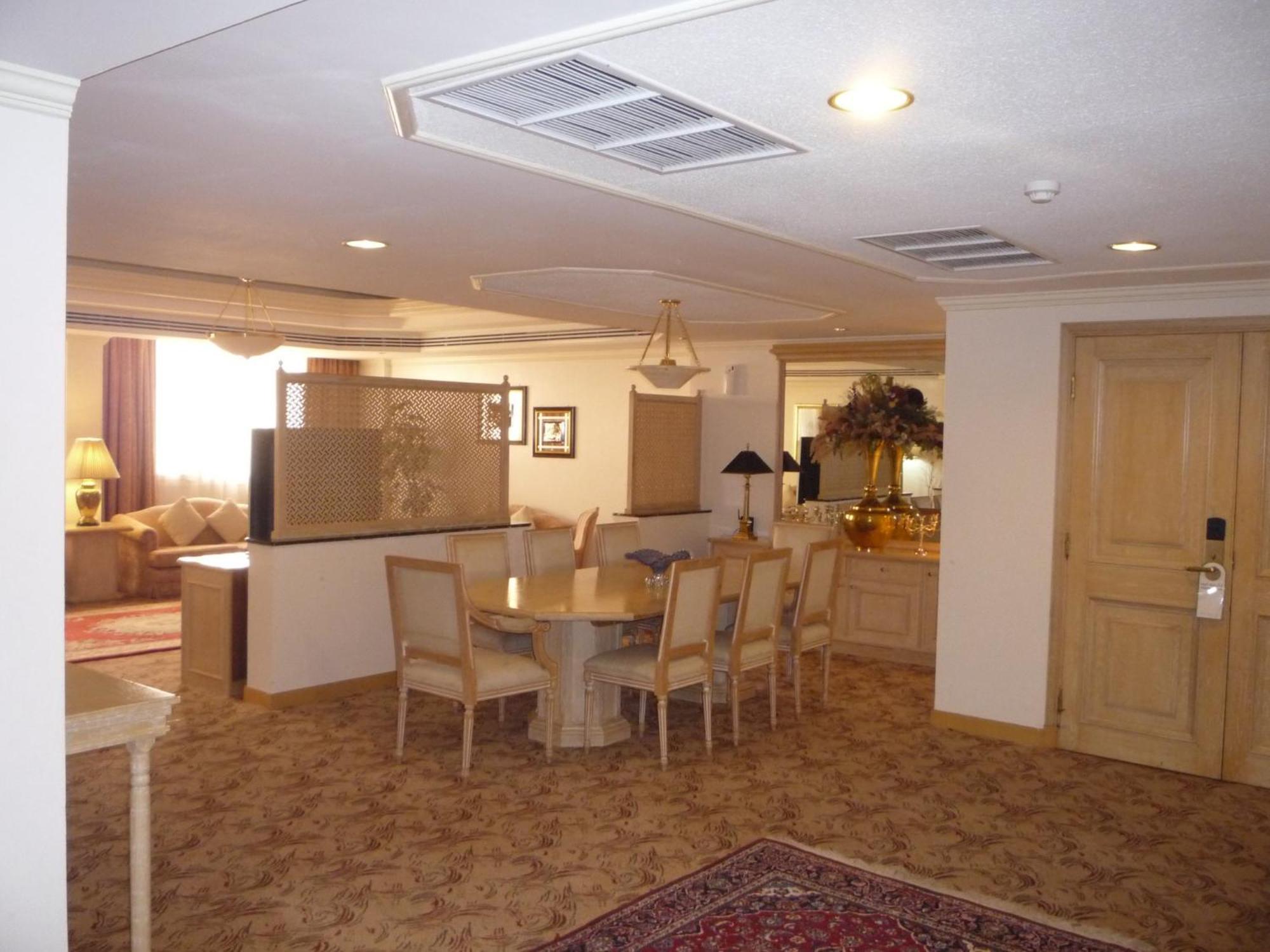 Hofuf Hotel Al-Ahsa Quarto foto