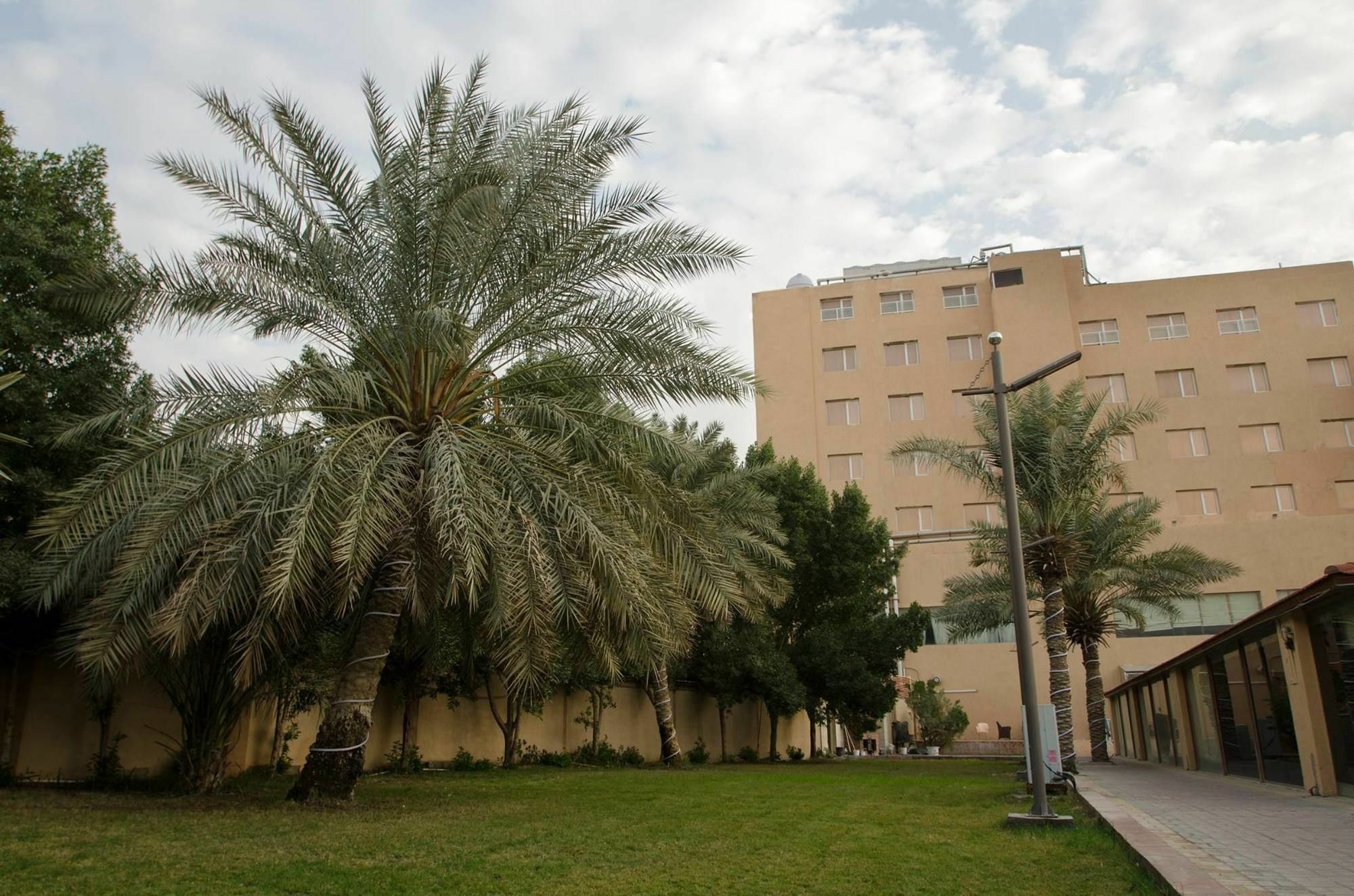 Hofuf Hotel Al-Ahsa Exterior foto
